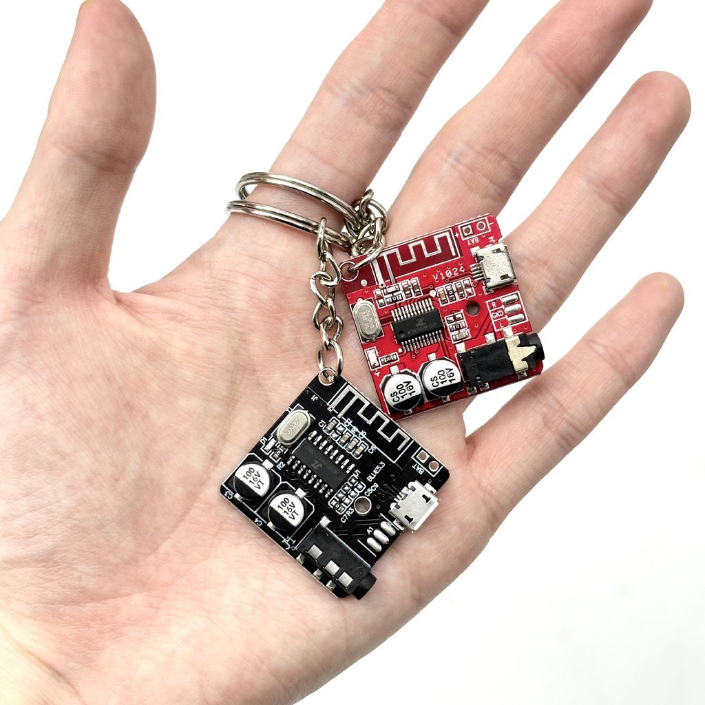 Tech Accessories Key - พวงกุญแจแผงวงจรสไตล์ไซเบอร์พังก์ ดีไซน์ย้อนยุค สวยงามแบบเทคโนโลยี แผงวงจรพิมพ์และโลหะ ของตกแต่งกระเป๋าสุดเท่ห์ ขายส่ง